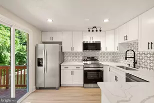 8085 Steeple Chase Ct, Springfield, VA 22153 - Photo 9
