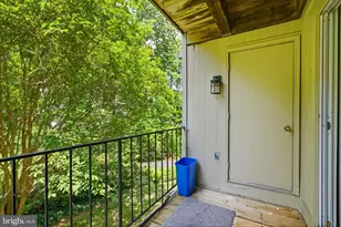 7761 Inversham Dr, Falls Church, VA 22042 - Photo 23