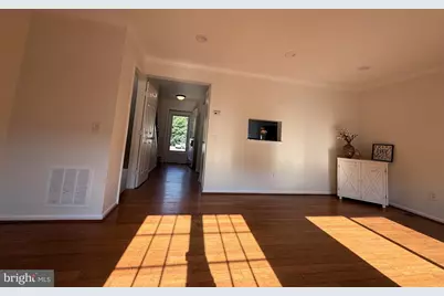 14829 Hancock Court, Centreville, VA 20120 - Photo 5