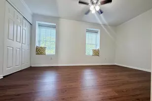 14829 Hancock Ct, Centreville, VA 20120 - Photo 11