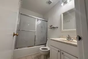 14829 Hancock Ct, Centreville, VA 20120 - Photo 13