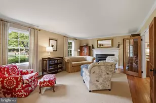 210 Falcon Ridge Rd, Great Falls, VA 22066 - Photo 23
