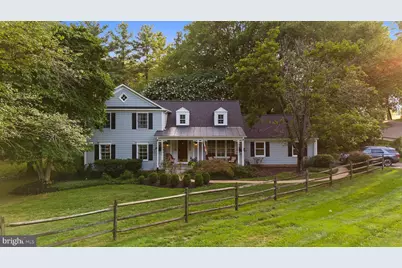210 Falcon Ridge Road, Great Falls, VA 22066 - Photo 5