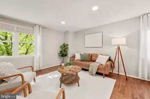 7400 Meadowleigh Way, Alexandria, VA 22315 - Photo 11