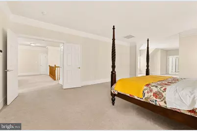 9860 Palace Green Way, Vienna, VA 22181 - Photo 27