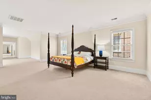 9860 Palace Green Way, Vienna, VA 22181 - Photo 29
