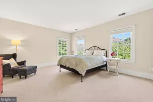 9860 Palace Green Way, Vienna, VA 22181 - Photo 37