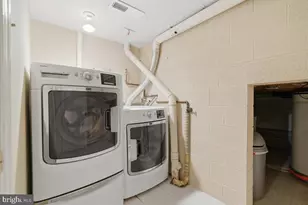 1433 McLean Mews Ct, McLean, VA 22101 - Photo 43