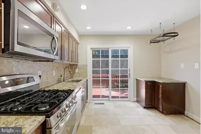 1433 McLean Mews Court, McLean, VA 22101 - Photo 17
