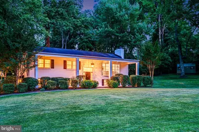 1521 Forest Villa Lane, McLean, VA 22101 - Photo 3