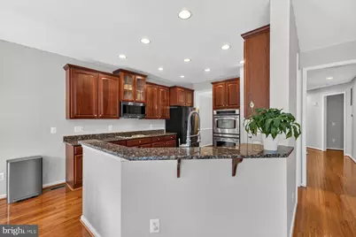 7996 Almeda Court, Lorton, VA 22079 - Photo 9