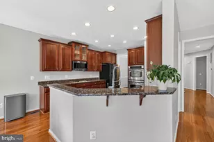 7996 Almeda Ct, Lorton, VA 22079 - Photo 9