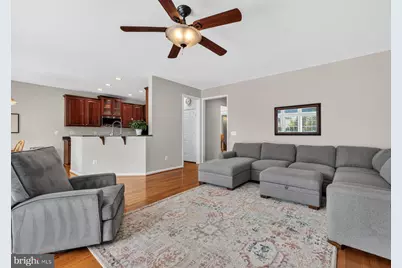 7996 Almeda Court, Lorton, VA 22079 - Photo 5