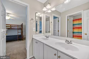 7996 Almeda Ct, Lorton, VA 22079 - Photo 29