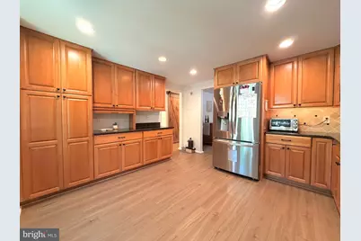 5968 Clerkenwell Court, Burke, VA 22015 - Photo 5