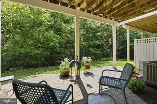 508 Hollingsworth Terrace, Herndon, VA 20170 - Photo 41