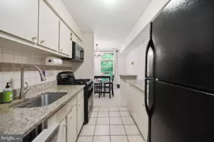 3366 Woodburn Rd, Annandale, VA 22003 - Photo 3