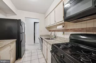 3366 Woodburn Rd, Annandale, VA 22003 - Photo 5