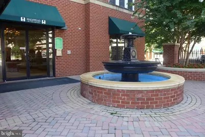 2665 Prosperity Avenue #128, Fairfax, VA 22031 - Photo 3