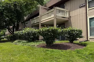 5808 Royal Ridge Dr, Springfield, VA 22152 - Photo 1