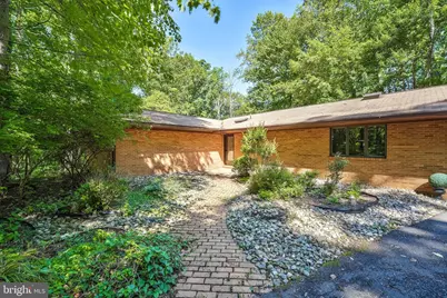 2026 Hunter Mill Road, Vienna, VA 22181 - Photo 3
