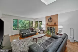 2026 Hunter Mill Rd, Vienna, VA 22181 - Photo 17