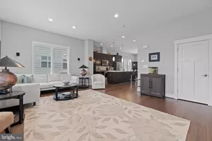 113 Dyer Ct, Herndon, VA 20170 - Photo 17