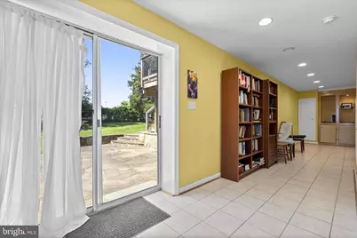 12241 Parkstream Terrace, Herndon, VA 20170 - Photo 15