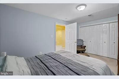 12241 Parkstream Terrace, Herndon, VA 20170 - Photo 17