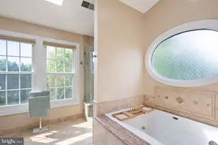15445 Martins Hundred Dr, Centreville, VA 20120 - Photo 29