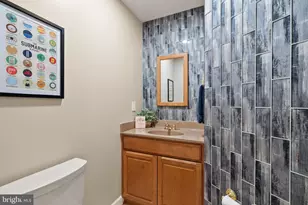 15445 Martins Hundred Dr, Centreville, VA 20120 - Photo 23