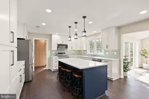 15445 Martins Hundred Dr, Centreville, VA 20120 - Photo 17