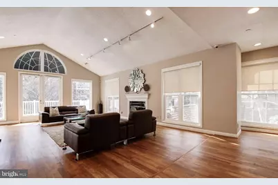 1541 Lincoln Way #204, McLean, VA 22102 - Photo 29