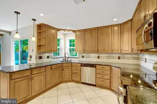 8517 Electric Ave, Vienna, VA 22182 - Photo 37