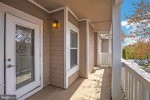 14302 Rosy Ln, Centreville, VA 20121 - Photo 3