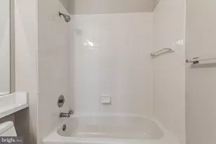 14302 Rosy Ln, Centreville, VA 20121 - Photo 19