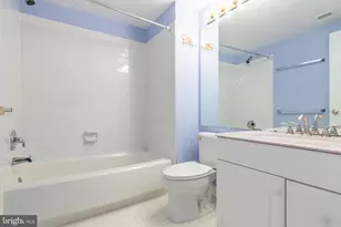 9551 Lagersfield Cir, Vienna, VA 22181 - Photo 35