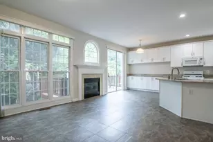 9551 Lagersfield Cir, Vienna, VA 22181 - Photo 9