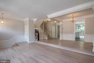 9551 Lagersfield Cir, Vienna, VA 22181 - Photo 5