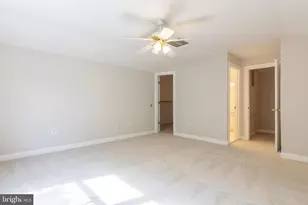 9551 Lagersfield Cir, Vienna, VA 22181 - Photo 29