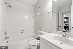 6182 Stonepath Cir, Centreville, VA 20120 - Photo 11