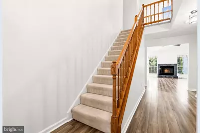 6182 Stonepath Circle, Centreville, VA 20120 - Photo 5