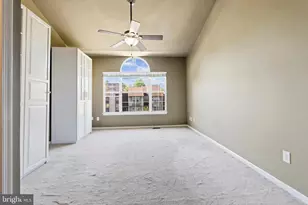 6182 Stonepath Cir, Centreville, VA 20120 - Photo 33