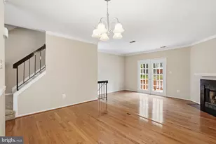 5906 Bridgetown Ct, Burke, VA 22015 - Photo 9