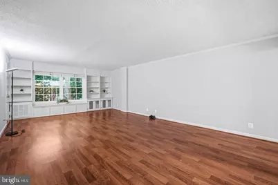 7621 Provincial Drive #211, McLean, VA 22102 - Photo 9