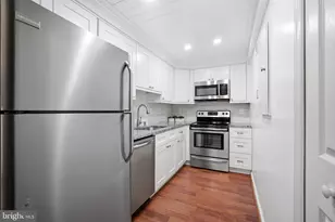7621 Provincial Dr, McLean, VA 22102 - Photo 19