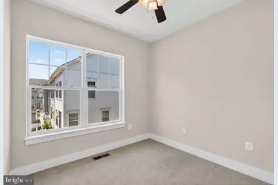 5128 Ridgeview Retreat, Chantilly, VA 20151 - Photo 23