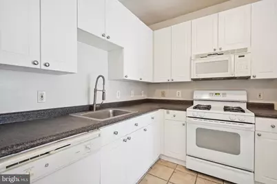 9490 Virginia Center Boulevard #240, Vienna, VA 22181 - Photo 3