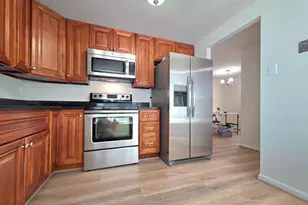 2901 Piney Grove Ct, Fairfax, VA 22031 - Photo 5