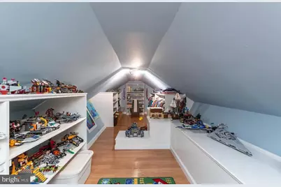 710 Live Oak Drive, McLean, VA 22101 - Photo 37